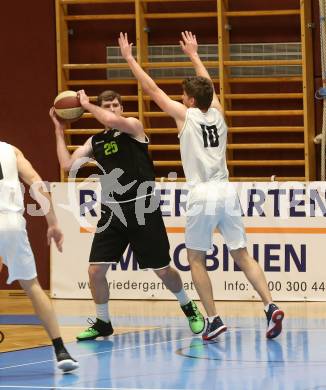 Basketball Zweite Liga 2019/2020. Grunddurchgang 16. Runde. Woerthersee Piraten gegen Basket Flames.  Tevz Ruzic (Piraten),  Justin Vallejo (Basket Flames). Klagenfurt, am 5.1.2020.
Foto: Kuess
www.qspictures.net

---
pressefotos, pressefotografie, kuess, qs, qspictures, sport, bild, bilder, bilddatenbank