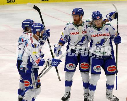 EBEL. Eishockey Bundesliga. VSV gegen Hydro Fehervar AV 19.  Torjubel Kevin Schmidt, Martin Ulmer, Jamie Fraser, Anton Karlsson (VSV). Villach, am 10.1.2020.
Foto: Kuess
www.qspictures.net
---
pressefotos, pressefotografie, kuess, qs, qspictures, sport, bild, bilder, bilddatenbank