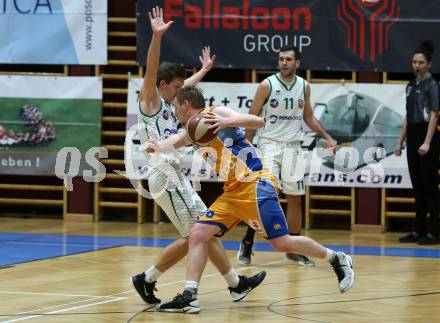 Basketball Zweite Liga 2019/2020. Grunddurchgang 17. Runde. KOS Celovec gegen  BBU Salzburg. Andi Smrtnik,  (KOS Celovec), Christian Joch (Salzburg). Klagenfurt, am 11.1.2020.
Foto: Kuess
www.qspictures.net

---
pressefotos, pressefotografie, kuess, qs, qspictures, sport, bild, bilder, bilddatenbank