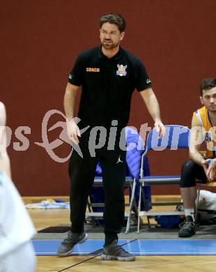 Basketball Zweite Liga 2019/2020. Grunddurchgang 17. Runde. KOS Celovec gegen  BBU Salzburg.  Trainer Dejan Ljubinkovic (Salzburg). Klagenfurt, am 11.1.2020.
Foto: Kuess
www.qspictures.net

---
pressefotos, pressefotografie, kuess, qs, qspictures, sport, bild, bilder, bilddatenbank