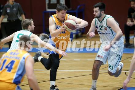 Basketball Zweite Liga 2019/2020. Grunddurchgang 17. Runde. KOS Celovec gegen  BBU Salzburg. Marin Sliskovic (KOS Celovec), Guillermo Sanchez Daza (Salzburg). Klagenfurt, am 11.1.2020.
Foto: Kuess
www.qspictures.net

---
pressefotos, pressefotografie, kuess, qs, qspictures, sport, bild, bilder, bilddatenbank