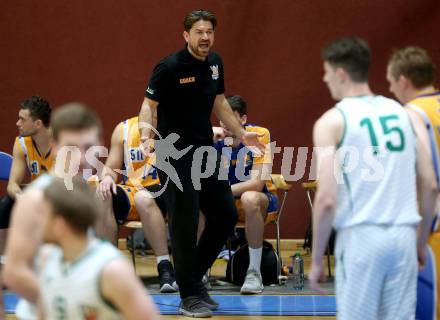 Basketball Zweite Liga 2019/2020. Grunddurchgang 17. Runde. KOS Celovec gegen  BBU Salzburg.  Trainer, Dejan Ljubinkovic (Salzburg). Klagenfurt, am 11.1.2020.
Foto: Kuess
www.qspictures.net

---
pressefotos, pressefotografie, kuess, qs, qspictures, sport, bild, bilder, bilddatenbank