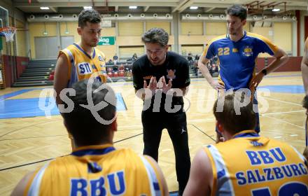 Basketball Zweite Liga 2019/2020. Grunddurchgang 17. Runde. KOS Celovec gegen  BBU Salzburg.  Trainer Dejan Ljubinkovic (Salzburg). Klagenfurt, am 11.1.2020.
Foto: Kuess
www.qspictures.net

---
pressefotos, pressefotografie, kuess, qs, qspictures, sport, bild, bilder, bilddatenbank