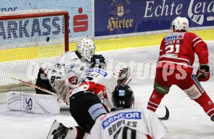 EBEL. Eishockey Bundesliga. KAC gegen	HC Orli Znojmo. Manuel Geier,  (KAC), Dominik Groh  (Znojmo). Klagenfurt, am 12.1.2020.
Foto: Kuess
www.qspictures.net

---
pressefotos, pressefotografie, kuess, qs, qspictures, sport, bild, bilder, bilddatenbank