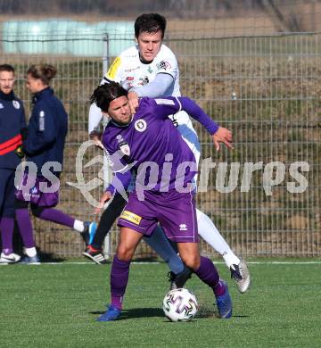 Fussball Bundesliga. 2. Liga. Testspiel. RZ Pellets WAC gegen SK Austria Klagenfurt. Manfred Gollner,  (WAC), Julian von Haacke (Klagenfurt). St. Andrae, am 11.1.2020.
Foto: Kuess
www.qspictures.net
---
pressefotos, pressefotografie, kuess, qs, qspictures, sport, bild, bilder, bilddatenbank