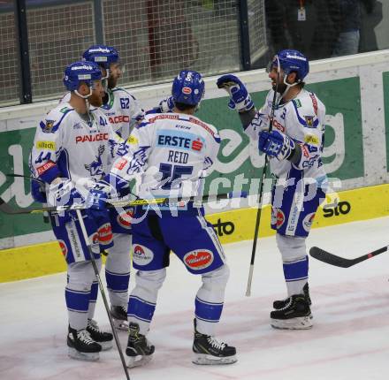 EBEL. Eishockey Bundesliga. VSV gegen Dornbirn Bulldogs.  Torjubel  Jamie Fraser, Patrick Bjorkstrand, Brodie Reid, Jerry Pollastrone,  (VSV). Villach, am 14.1.2020.
Foto: Kuess
www.qspictures.net
---
pressefotos, pressefotografie, kuess, qs, qspictures, sport, bild, bilder, bilddatenbank