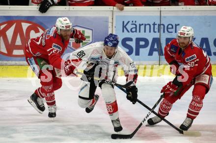 EBEL. Eishockey Bundesliga. KAC gegen	HC TWK Innsbruck. Thomas HUndertpfund, Matthew Neal,  (KAC),  Miha Zajc (Innsbruck). Klagenfurt, am 17.1.2020.
Foto: Kuess
www.qspictures.net

---
pressefotos, pressefotografie, kuess, qs, qspictures, sport, bild, bilder, bilddatenbank