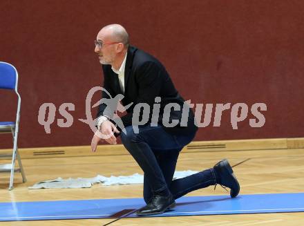 Basketball Zweite Liga 2019/2020. Grunddurchgang 18. Runde. Woerthersee Piraten gegen Fuerstenfeld Panthers. Trainer Flavio Priulla (Fuerstenfeld). Klagenfurt, am 18.1.2020.
Foto: Kuess
www.qspictures.net

---
pressefotos, pressefotografie, kuess, qs, qspictures, sport, bild, bilder, bilddatenbank