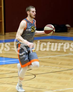 Basketball Zweite Liga 2019/2020. Grunddurchgang 18. Runde. Woerthersee Piraten gegen Fuerstenfeld Panthers.  Alex Laurent (Fuerstenfeld). Klagenfurt, am 18.1.2020.
Foto: Kuess
www.qspictures.net

---
pressefotos, pressefotografie, kuess, qs, qspictures, sport, bild, bilder, bilddatenbank
