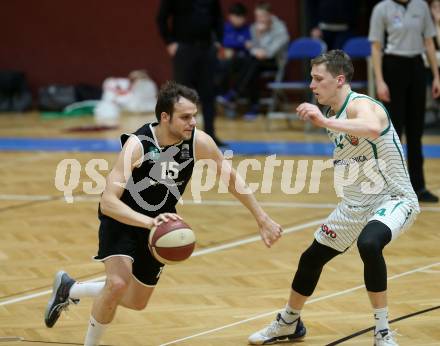 Basketball Zweite Liga 2019/2020. Grunddurchgang 19. Runde. KOS Celovec gegen  Raiders Tirol. Lovro Fizuleto (KOS Celovec), Oliver Vujakovic (Tirol). Klagenfurt, am 25.1.2020.
Foto: Kuess
www.qspictures.net

---
pressefotos, pressefotografie, kuess, qs, qspictures, sport, bild, bilder, bilddatenbank
