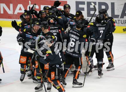 EBEL. Eishockey Bundesliga. VSV gegen Dornbirn Bulldogs.  Jubel Dornbirn. Villach, am 31.1.2020.
Foto: Kuess
www.qspictures.net
---
pressefotos, pressefotografie, kuess, qs, qspictures, sport, bild, bilder, bilddatenbank