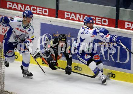 EBEL. Eishockey Bundesliga. VSV gegen Dornbirn Bulldogs.  Stefan Bacher, Markus Schlacher,  (VSV), Simeon Schwinger (Dornbirn). Villach, am 31.1.2020.
Foto: Kuess
www.qspictures.net
---
pressefotos, pressefotografie, kuess, qs, qspictures, sport, bild, bilder, bilddatenbank