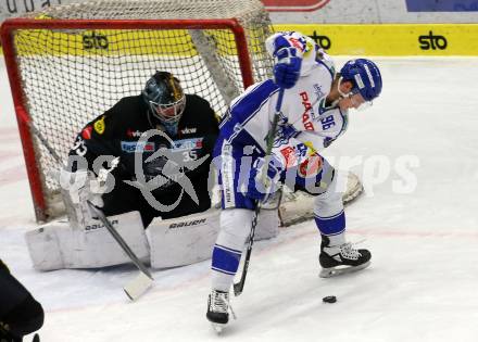 EBEL. Eishockey Bundesliga. VSV gegen Dornbirn Bulldogs. Anton Karlsson,  (VSV), Juha Johannes Jaervenpaeae (Dornbirn). Villach, am 31.1.2020.
Foto: Kuess
www.qspictures.net
---
pressefotos, pressefotografie, kuess, qs, qspictures, sport, bild, bilder, bilddatenbank