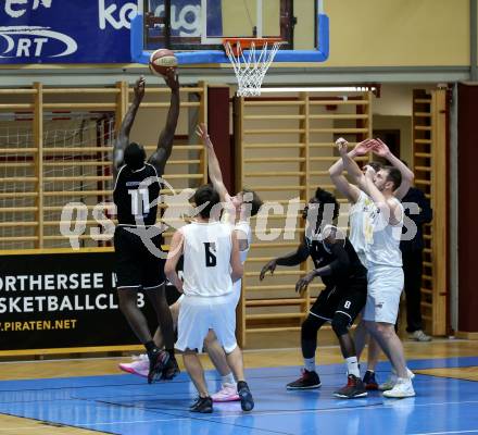 Basketball Zweite Liga 2019/2020. Grunddurchgang 20. Runde. Woerthersee Piraten gegen Raiders Tirol. Daniel Gspandl, Lukas Simoner, Tevz Ruzic, Maximilian Kunovjanek (Piraten), John Franklyn Gardiner, Mansata Cisse (Tirol). Klagenfurt, am 1.2.2020.
Foto: Kuess
www.qspictures.net

---
pressefotos, pressefotografie, kuess, qs, qspictures, sport, bild, bilder, bilddatenbank
