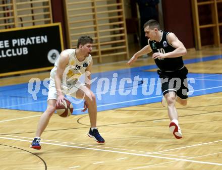 Basketball Zweite Liga 2019/2020. Grunddurchgang 20. Runde. Woerthersee Piraten gegen Raiders Tirol. Tevz Ruzic (Piraten), Roman Skvasik (Tirol). Klagenfurt, am 1.2.2020.
Foto: Kuess
www.qspictures.net

---
pressefotos, pressefotografie, kuess, qs, qspictures, sport, bild, bilder, bilddatenbank