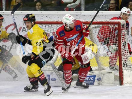 EBEL. Eishockey Bundesliga. KAC gegen	spusu Vienna Capitals. Rok Ticar,  (KAC), Julian Grosslercher  (Vienna Capitals). Klagenfurt, am 2.2.2020.
Foto: Kuess
www.qspictures.net

---
pressefotos, pressefotografie, kuess, qs, qspictures, sport, bild, bilder, bilddatenbank