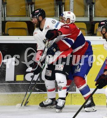 Eishockey Laenderspiel. Oesterreich gegen Norwegen. Markus Schlacher,  (Oesterreich), Tobias Lindstroem (Norwegen). Klagenfurt, am 7.2.2020.
Foto: Kuess
www.qspictures.net

---
pressefotos, pressefotografie, kuess, qs, qspictures, sport, bild, bilder, bilddatenbank
