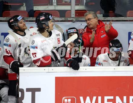 Eishockey Laenderspiel. Oesterreich gegen Norwegen. Johannes Bischofberger, Manuel Ganahl, Trainer Roger Bader (Oesterreich). Klagenfurt, am 7.2.2020.
Foto: Kuess
www.qspictures.net

---
pressefotos, pressefotografie, kuess, qs, qspictures, sport, bild, bilder, bilddatenbank