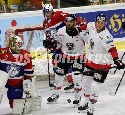 Eishockey Laenderspiel. Oesterreich gegen Norwegen. Torjubel Dominic Zwerger, Alexander Pallestrang (Oesterreich). Klagenfurt, am 7.2.2020.
Foto: Kuess
www.qspictures.net

---
pressefotos, pressefotografie, kuess, qs, qspictures, sport, bild, bilder, bilddatenbank