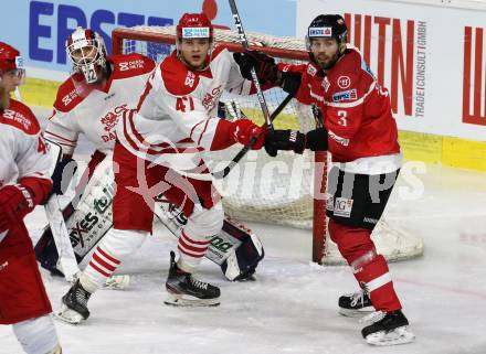 Eishockey Laenderspiel. Oesterreich gegen Daenemark. Peter Schneider,  (Oesterreich), Oliver Larsen (Daenemark). Klagenfurt, am 8.2.2020.
Foto: Kuess
www.qspictures.net

---
pressefotos, pressefotografie, kuess, qs, qspictures, sport, bild, bilder, bilddatenbank