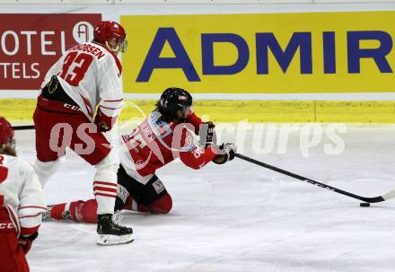 Eishockey Laenderspiel. Oesterreich gegen Daenemark. Martin Ulmer,  (Oesterreich), Julian Jakobsen (Daenemark). Klagenfurt, am 8.2.2020.
Foto: Kuess
www.qspictures.net

---
pressefotos, pressefotografie, kuess, qs, qspictures, sport, bild, bilder, bilddatenbank