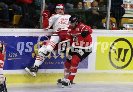 Eishockey Laenderspiel. Oesterreich gegen Daenemark. Peter Schneider,  (Oesterreich), Anders Krogsgaard (Daenemark). Klagenfurt, am 8.2.2020.
Foto: Kuess
www.qspictures.net

---
pressefotos, pressefotografie, kuess, qs, qspictures, sport, bild, bilder, bilddatenbank