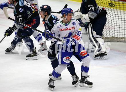 EBEL. Eishockey Bundesliga. VSV gegen Hydro Fehervar AV 19.  Benjamin Lanzinger,  (VSV), Bence Szabo (Alba Volan). Villach, am 11.2.2020.
Foto: Kuess
www.qspictures.net
---
pressefotos, pressefotografie, kuess, qs, qspictures, sport, bild, bilder, bilddatenbank