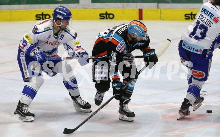 EBEL. Eishockey Bundesliga. VSV gegen EHC Liwest Black Wings Linz.   Stefan Bacher,  (VSV), Dan Dasilva (Linz). Villach, am 18.2.2020.
Foto: Kuess
www.qspictures.net
---
pressefotos, pressefotografie, kuess, qs, qspictures, sport, bild, bilder, bilddatenbank