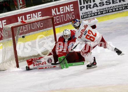 EBEL. Eishockey Bundesliga. KAC gegen	EC Red Bull Salzburg. Madlener David (KAC), Hari Janos  (Salzburg). Klagenfurt, am 18.2.2020.
Foto: Kuess
www.qspictures.net

---
pressefotos, pressefotografie, kuess, qs, qspictures, sport, bild, bilder, bilddatenbank