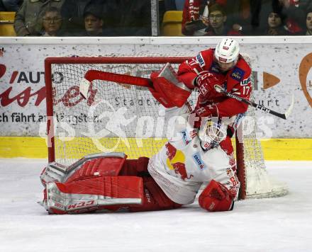 EBEL. Eishockey Bundesliga. KAC gegen	EC Red Bull Salzburg. Ganahl Manuel (KAC),  Herzog Lukas (Salzburg). Klagenfurt, am 18.2.2020.
Foto: Kuess
www.qspictures.net

---
pressefotos, pressefotografie, kuess, qs, qspictures, sport, bild, bilder, bilddatenbank