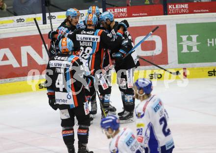 EBEL. Eishockey Bundesliga. VSV gegen EHC Liwest Black Wings Linz.   Torjubel Rick Schofield, Dragan Umicevic, Dan Dasilva, Brian Lebler, Matthew Nicholas Finn (Linz). Villach, am 18.2.2020.
Foto: Kuess
www.qspictures.net
---
pressefotos, pressefotografie, kuess, qs, qspictures, sport, bild, bilder, bilddatenbank