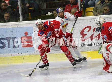 EBEL. Eishockey Bundesliga. KAC gegen	EC Red Bull Salzburg.  Fischer David Joseph (KAC),  Raffl Thomas (Salzburg). Klagenfurt, am 18.2.2020.
Foto: Kuess
www.qspictures.net

---
pressefotos, pressefotografie, kuess, qs, qspictures, sport, bild, bilder, bilddatenbank