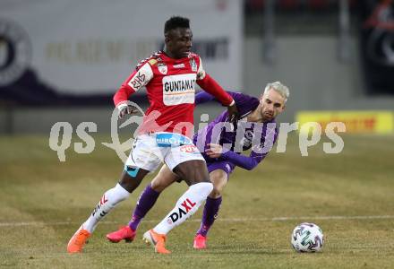 Fussball. 2. Liga. SK Austria Klagenfurt gegen SV Guntamatic Ried.  Okan Aydin,  (Klagenfurt), Reuben Acquah (Ried). Klagenfurt, am 21.2.2020.
Foto: Kuess
www.qspictures.net
---
pressefotos, pressefotografie, kuess, qs, qspictures, sport, bild, bilder, bilddatenbank