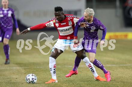 Fussball. 2. Liga. SK Austria Klagenfurt gegen SV Guntamatic Ried.  Okan Aydin,  (Klagenfurt), Reuben Acquah (Ried). Klagenfurt, am 21.2.2020.
Foto: Kuess
www.qspictures.net
---
pressefotos, pressefotografie, kuess, qs, qspictures, sport, bild, bilder, bilddatenbank