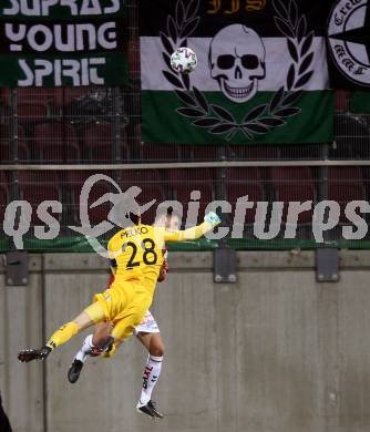 Fussball. 2. Liga. SK Austria Klagenfurt gegen SV Guntamatic Ried.  Zan Pelko,  (Klagenfurt), Ante Bajic (Ried). Klagenfurt, am 21.2.2020.
Foto: Kuess
www.qspictures.net
---
pressefotos, pressefotografie, kuess, qs, qspictures, sport, bild, bilder, bilddatenbank