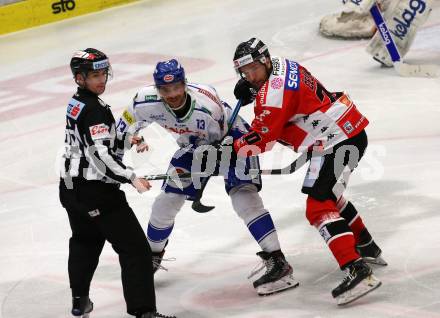 EBEL. Eishockey Bundesliga. VSV gegen HC Orli Znojmo.  Collins Chris (VSV),  Bowles Parker (Znojmo). Villach, am 21.2.2020.
Foto: Kuess
www.qspictures.net
---
pressefotos, pressefotografie, kuess, qs, qspictures, sport, bild, bilder, bilddatenbank