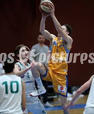 Basketball Zweite Liga 2019/2020. Play Down 2. Runde. KOS Celovec gegen   BBU Salzburg. Andi Smrtnik (KOS Celovec),  Thomas Buchegger (Salzburg). Klagenfurt, am 1.3.2020.
Foto: Kuess
www.qspictures.net

---
pressefotos, pressefotografie, kuess, qs, qspictures, sport, bild, bilder, bilddatenbank