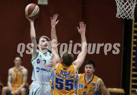 Basketball Zweite Liga 2019/2020. Play Down 2. Runde. KOS Celovec gegen   BBU Salzburg. Volkan Oezdemir (KOS Celovec),  Luka Milovac (Salzburg). Klagenfurt, am 1.3.2020.
Foto: Kuess
www.qspictures.net

---
pressefotos, pressefotografie, kuess, qs, qspictures, sport, bild, bilder, bilddatenbank