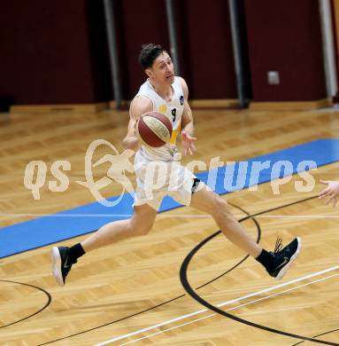 Basketball Zweite Liga 2019/2020. Play-off 2. Runde. Woerthersee Piraten gegen Fuerstenfeld Panthers. Simon Finzgar (Piraten). Klagenfurt, am 4.3.2020.
Foto: Kuess
www.qspictures.net

---
pressefotos, pressefotografie, kuess, qs, qspictures, sport, bild, bilder, bilddatenbank