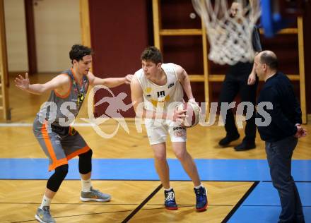 Basketball Zweite Liga 2019/2020. Play-off 2. Runde. Woerthersee Piraten gegen Fuerstenfeld Panthers. Tevz Ruzic (Piraten), Fabian Richter (Fuerstenfeld). Klagenfurt, am 4.3.2020.
Foto: Kuess
www.qspictures.net

---
pressefotos, pressefotografie, kuess, qs, qspictures, sport, bild, bilder, bilddatenbank