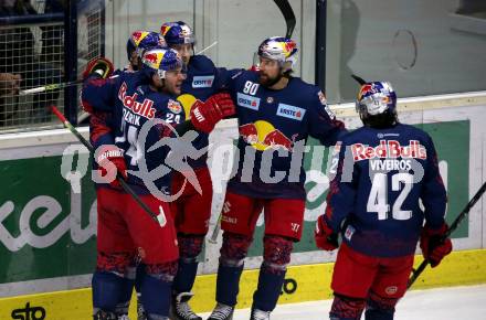 EBEL. Eishockey Bundesliga. VSV gegen EC Red Bull Salzburg.  Torjubel Bud Holloway, Connor Brickley, Chad Kolarik, Alexander Pallestrang, Layne Viveiros (Salzburg). Villach, am 6.3.2020.
Foto: Kuess
www.qspictures.net
---
pressefotos, pressefotografie, kuess, qs, qspictures, sport, bild, bilder, bilddatenbank