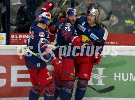 EBEL. Eishockey Bundesliga. VSV gegen EC Red Bull Salzburg. Torjubel Brendan Mikkelson, Brent Regner, Bud Holloway (Salzburg). Villach, am 6.3.2020.
Foto: Kuess
www.qspictures.net
---
pressefotos, pressefotografie, kuess, qs, qspictures, sport, bild, bilder, bilddatenbank