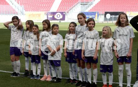 Fussball. 2. Liga. SK Austria Klagenfurt gegen FC Mohren Dornbirn 1913.  Rosentaler Soccer Girls. Klagenfurt, am 7.3.2020.
Foto: Kuess
www.qspictures.net
---
pressefotos, pressefotografie, kuess, qs, qspictures, sport, bild, bilder, bilddatenbank