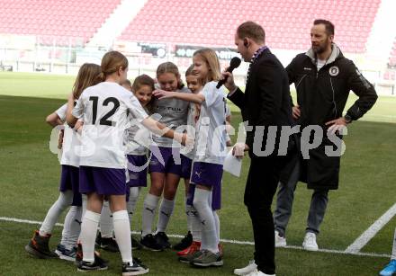Fussball. 2. Liga. SK Austria Klagenfurt gegen FC Mohren Dornbirn 1913.  Rosentaler Soccer Girls. Klagenfurt, am 7.3.2020.
Foto: Kuess
www.qspictures.net
---
pressefotos, pressefotografie, kuess, qs, qspictures, sport, bild, bilder, bilddatenbank