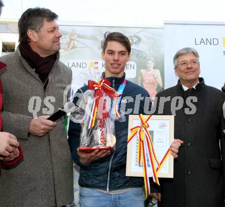 Ski Alpin. Empfang Jugendolympiasieger Philip Hoffmann.  Buergermeister Gerhard Pirih, Philip Hoffmann, Landeshauptmann Peter Kaiser. Spittal an der Drau, am 17.1.2020.
Foto: Kuess
www.qspictures.net
---
pressefotos, pressefotografie, kuess, qs, qspictures, sport, bild, bilder, bilddatenbank