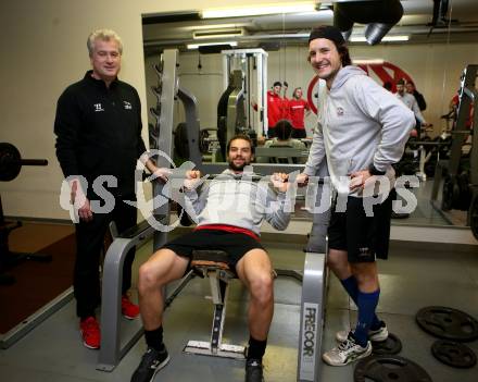 Eishockey. Nationalteam. Roger Bader, Alexander Pallestrang, Manuel Ganahl. Klagenfurt, am 3.2.2020.
Foto: Kuess
www.qspictures.net

---
pressefotos, pressefotografie, kuess, qs, qspictures, sport, bild, bilder, bilddatenbank