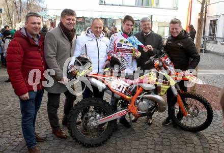 Ski Alpin. Empfang Jugendolympiasieger Philip Hoffmann.  Buergermeister Gerhard Pirih, Werner Mueller, Philip Hoffmann, Landeshauptmann Peter Kaiser, Arno Arthofer. Spittal an der Drau, am 17.1.2020.
Foto: Kuess
www.qspictures.net
---
pressefotos, pressefotografie, kuess, qs, qspictures, sport, bild, bilder, bilddatenbank