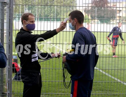 Fussball. 2. Liga. SK Austria Klagenfurt. Training. Fabian Hafner,  Darijo Pecirep. Klagenfurt, am 18.5.2020.
Foto: Kuess
www.qspictures.net 
---
pressefotos, pressefotografie, kuess, qs, qspictures, sport, bild, bilder, bilddatenbank