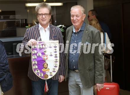 Fussball. 2. Liga. 100 Jahr Feier SK Austria Klagenfurt.  Kurt Widmann, Walter Ludescher. Klagenfurt, am 1.6.2020.
Foto: Kuess
www.qspictures.net
---
pressefotos, pressefotografie, kuess, qs, qspictures, sport, bild, bilder, bilddatenbank