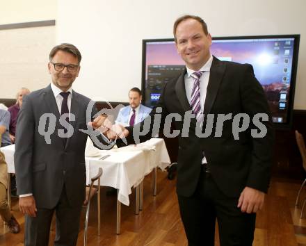 Fussball. 2. Liga. 100 Jahr Feier SK Austria Klagenfurt.  Ivica Peric, Christian Rosenzopf. Klagenfurt, am 1.6.2020.
Foto: Kuess
www.qspictures.net
---
pressefotos, pressefotografie, kuess, qs, qspictures, sport, bild, bilder, bilddatenbank